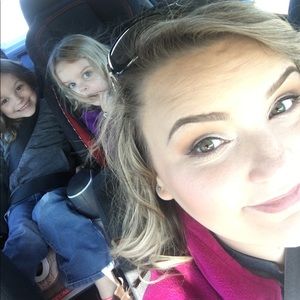 Meet your Posher, Kristin